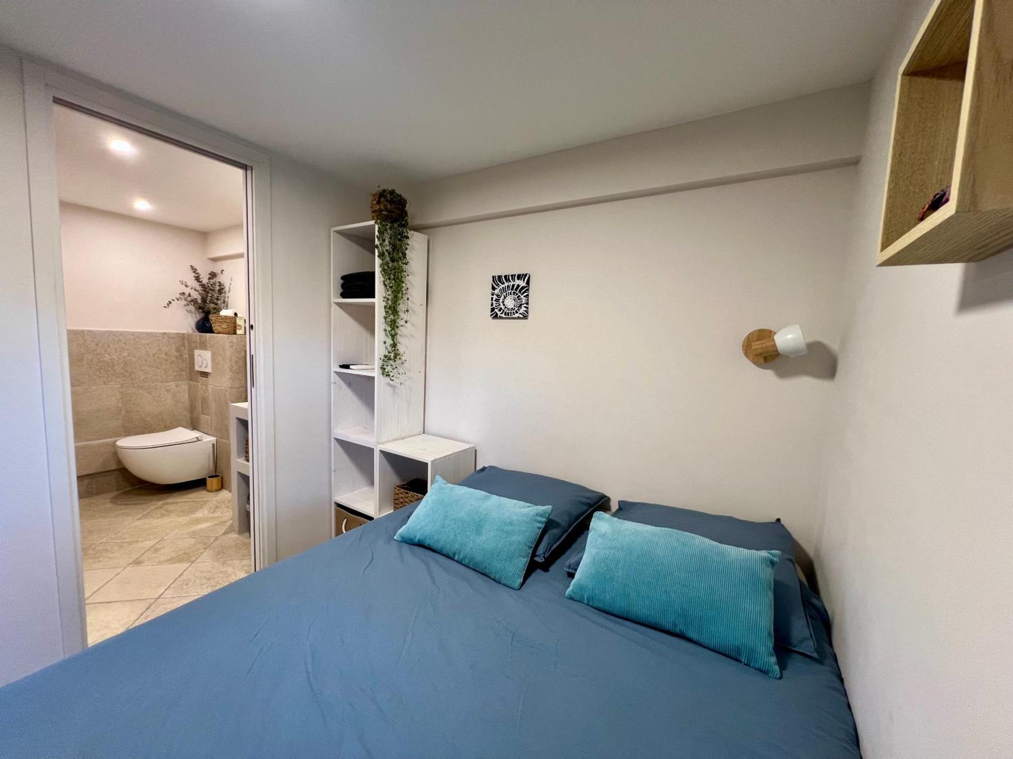 Studio With Private Car Park And Air Con Valbonne Exterior foto
